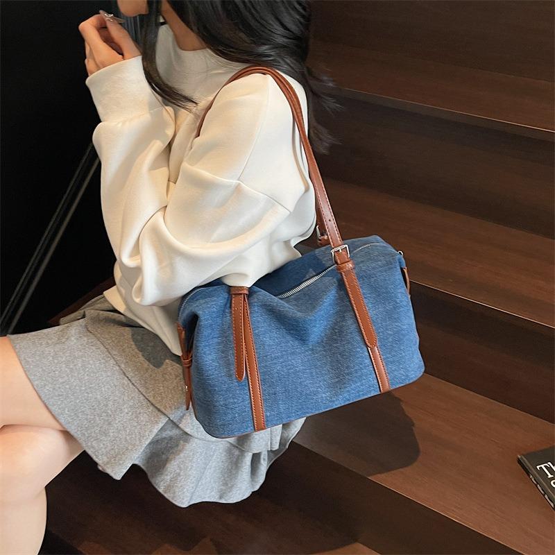 Fashion Handbag Bag Women's Summer New Shoulder Bag Large Capacity Commuter Messenger Bag Underarm Bag Tide