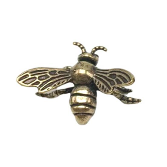 Brass Bee Figurine Tea Pet Solid Metal Bee Figure Model Statue Sculpture Toy Desktop Decoration Ornament Festival Collectible Gift