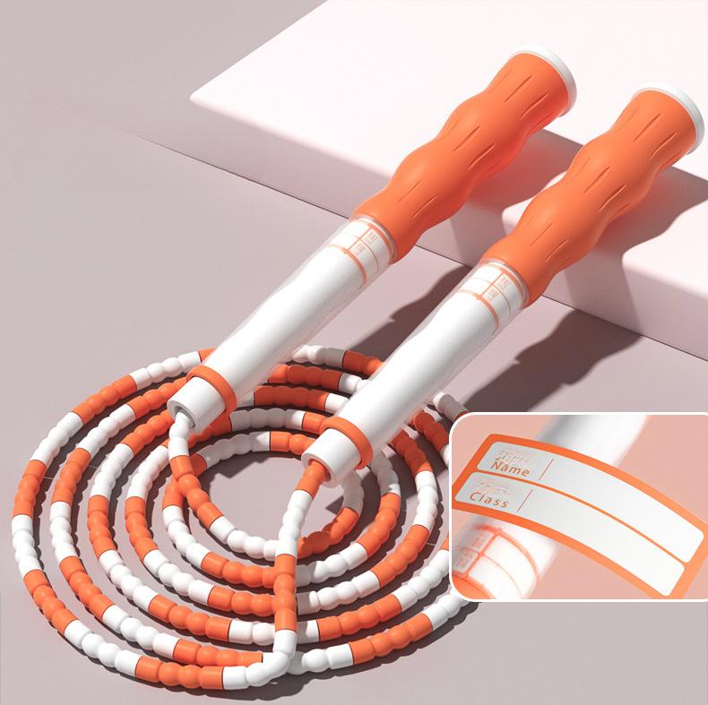 

Детская бамбуковая скакалка для начинающих. Учащиеся начальной школы могут подписывать и регулировать скакалку. Специальная скакалка для спортивных гоночных тренировок. оранжевый