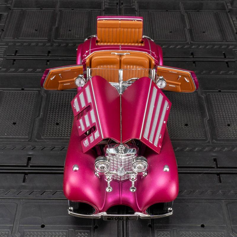 Jinlifang 1901-350 Legierung Retro Klassisches Automodell mit Sound & Licht