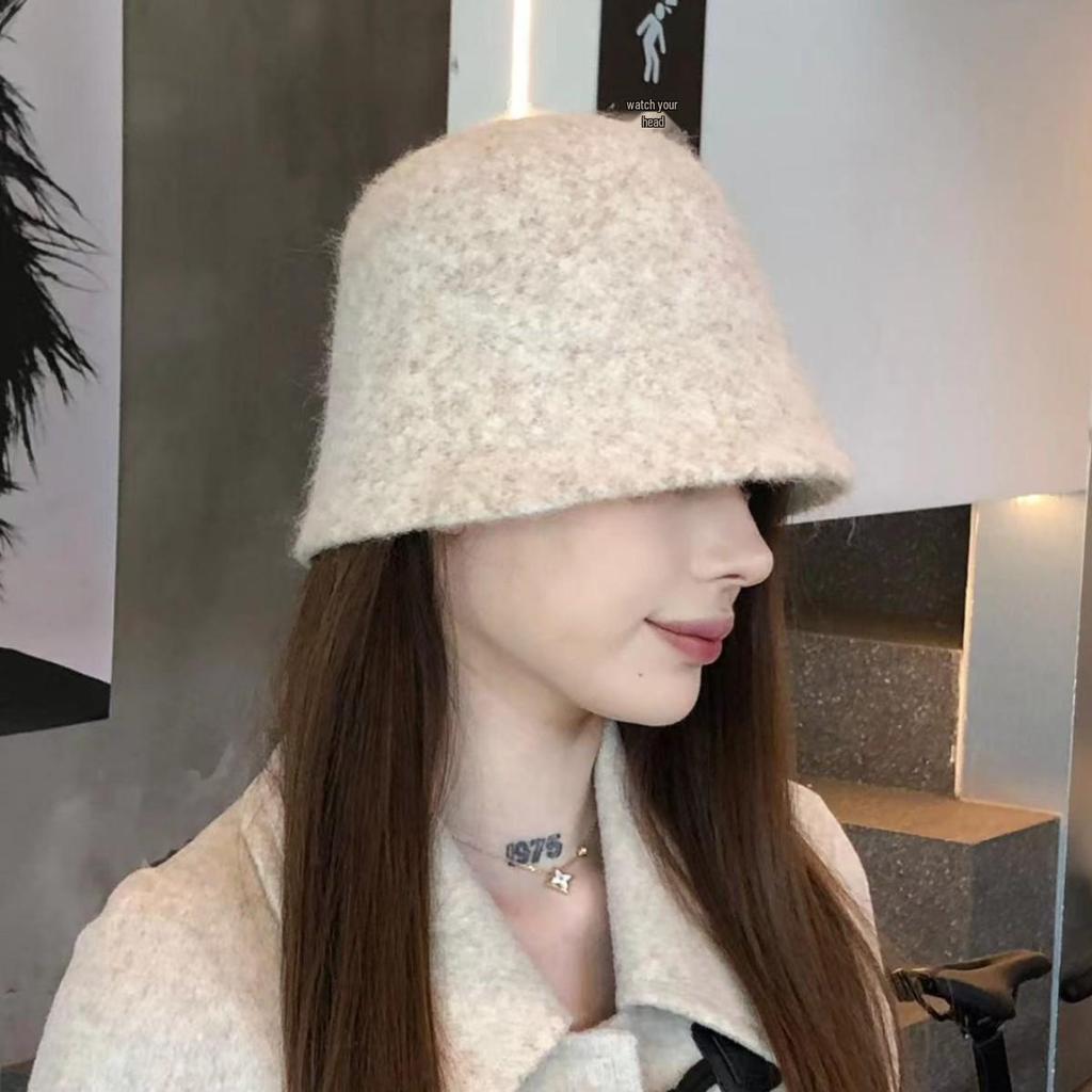 Women's High-End Warm Bucket Hat: Windproof, Cold-Proof, Solid Color, Face-Covering for Autumn/Winter