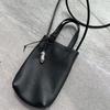 Macaron series mobile phone bag, cowhide shoulder messenger bag, first layer cowhide portable small square bag, free pendant.