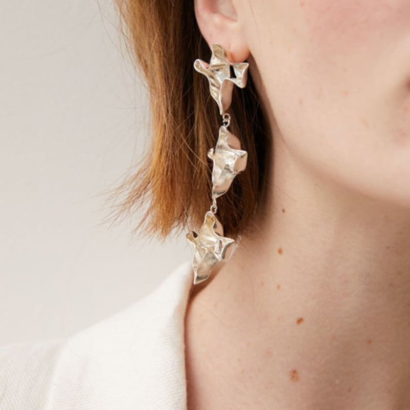 

OOZE `Wavy line` 02 E Silver