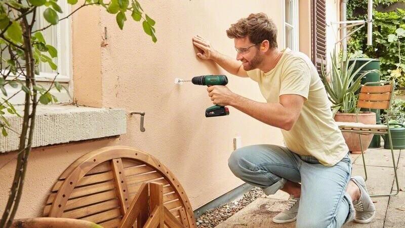 Дрель-шуруповёрт Bosch UniversalDrill 1806039D8102