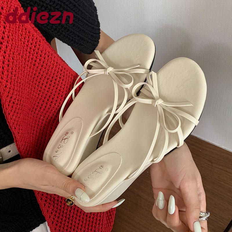 Fashion Fashion Shallow Ladies Wedges Low Heel Sandals Shoes Female Summer Beach Round Toe Women Wedges Slides Sandals Shoes Slippers