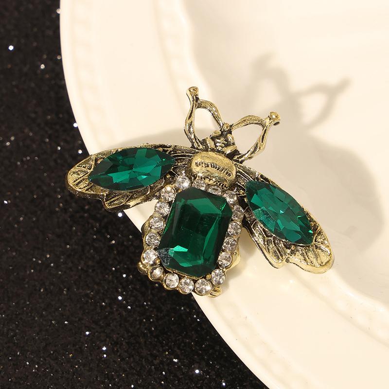 Rerto Bee Crystal Brooches For Women Enamel Rhinestone Animal Tassel Lapel Pins Men'S Suit Collar Pin Badge Accessories