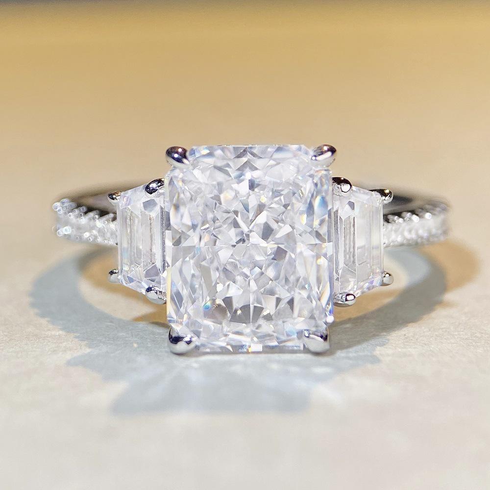 Stylish European-American Ice Flower Cut High Carbon Diamond Ring, S925 Silver, TikTok Trend