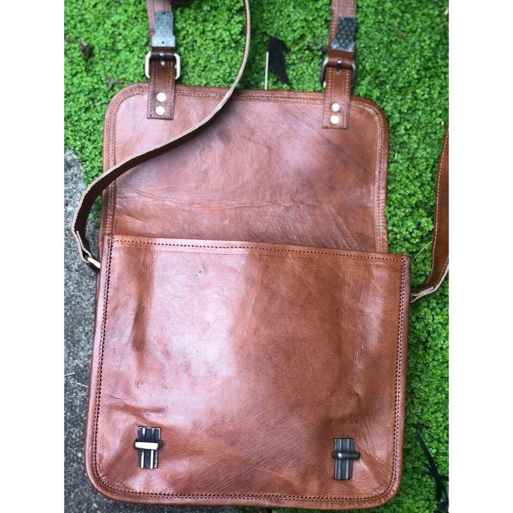 Rustikální messenger taška, stylová kožená pánská taška velikosti iPad, stylová 11” kožená kabelka, dámská kožená crossbody kabelka, fairtrade nosič na ipad