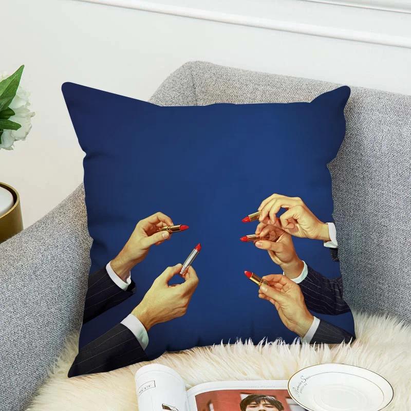 T-Toiletpaper Magazine Cushion Cover 4545 Decorative Pillowcase 40x40 Cushions Home Decor Pillowcases for Pillows 45x45 Pillow