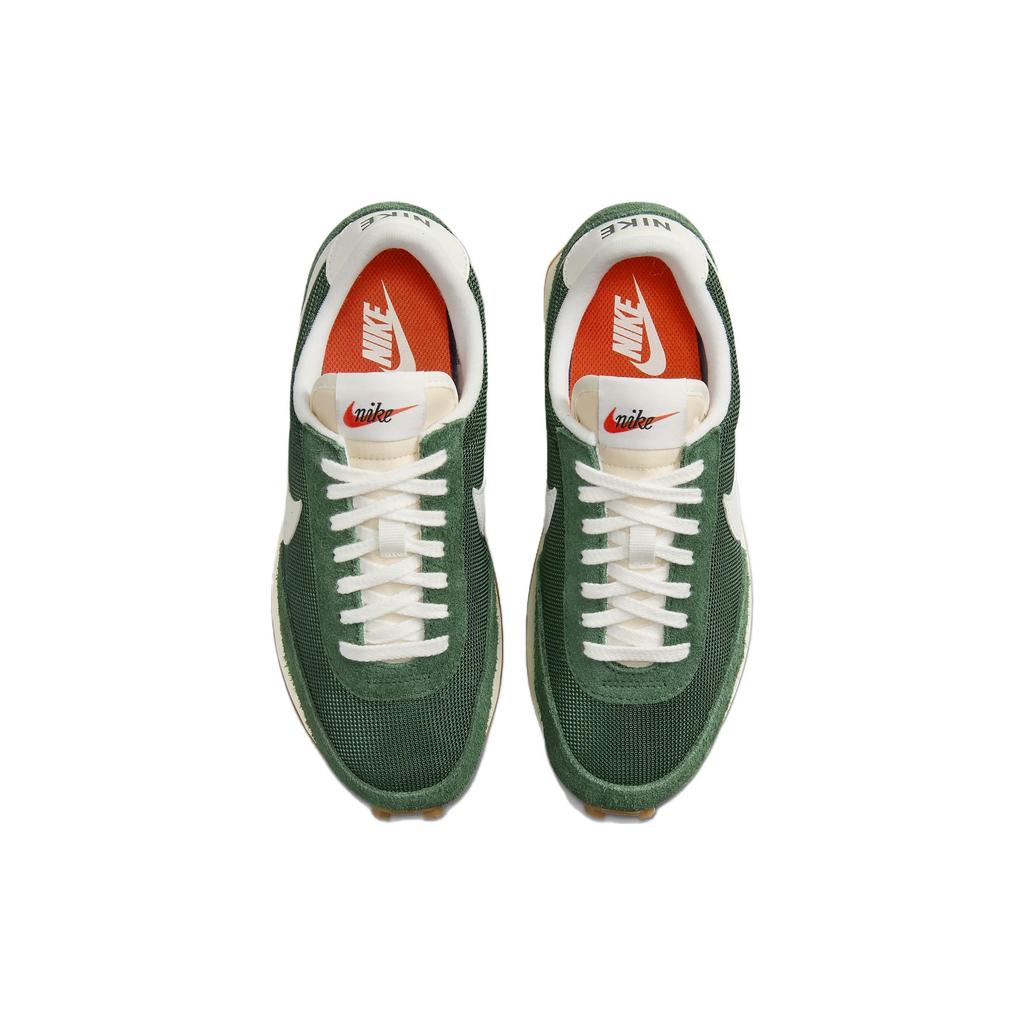 Nike Daybreak Vintage Fir Women Sneakers Green Coconut-Milk Gum-Medium-Brown DX0751-301