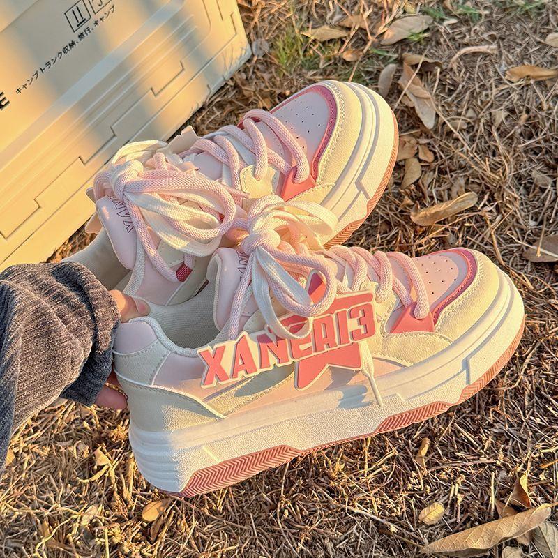 

Hong Kong style niche thick-soled skateboard bread shoes women s ins trendy versatile casual sports little white shoes 2025 spring new 40 розовый