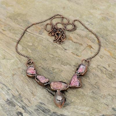 Ružový turmalínový hrubý náhrdelník galvanicky tvarovaný medený náhrdelník Náhrdelník s nastaviteľnou retiazkou galvanicky tvarovaný drahokam šperky Rose Quartz náhrdelník