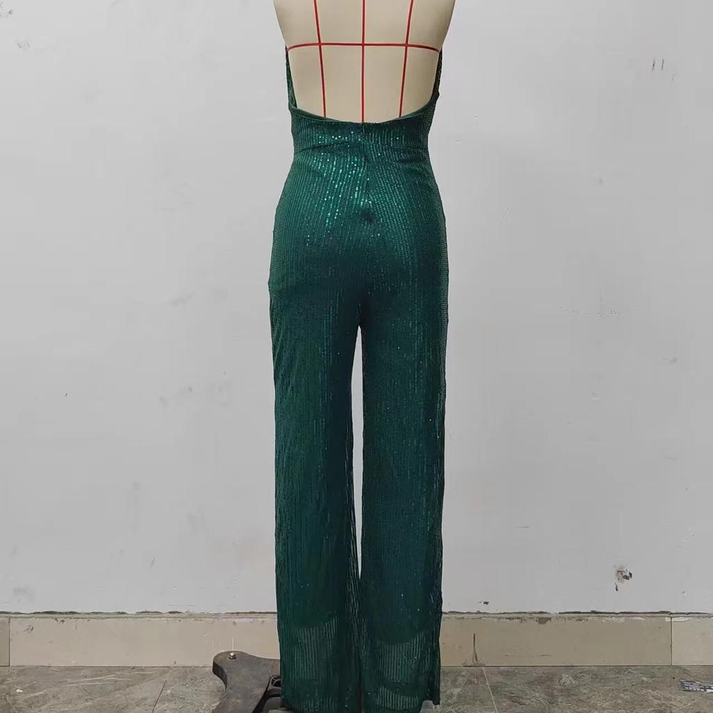 Women's Sleeveless Halter-Neck Sequin Jumpsuit, Glamorous Deep V-Neck Romper with Sparkly Embellishments, Perfect for Party, Evening Events