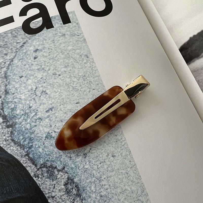 Clips de Păr din Acetate Stil Coreean Fără Șifonare pentru Femei - Accesoriu Elegant pentru Breton Lateral și Machiaj