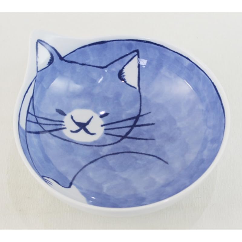 Hasami ware coneco cat-patterned bowl and plate set of 4. A great gift for cat lovers. Microwave and dishwasher safe. Made in Japan. Product code: