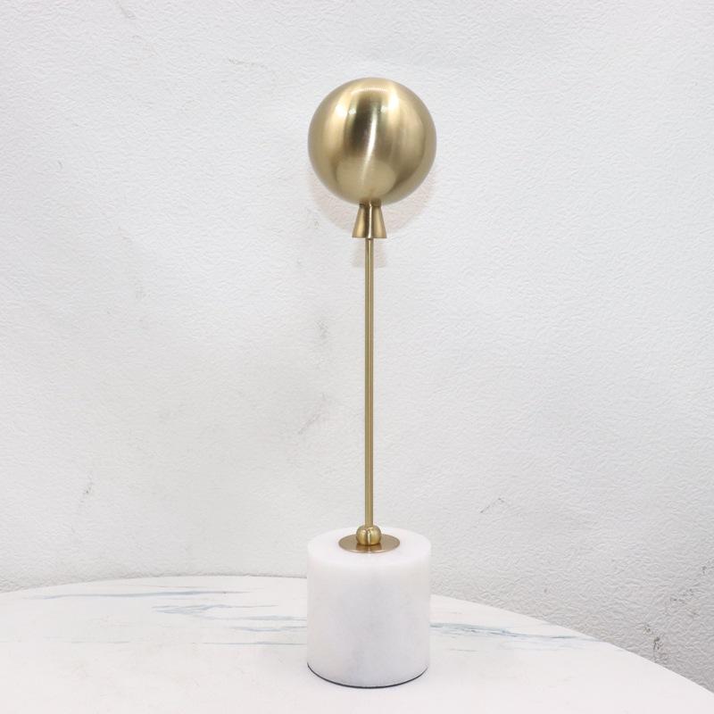 Metal Handicraft Golden Balloon Geometric Abstract Golden Ball Sculpture Metal Decorative Figurines Home Decoration Accessories