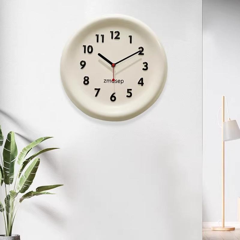 Cream Wind Round Clock Wall Creative Design Living Room High Quality Interior Wall Clock Simple Modern Horloge Murale Furniture