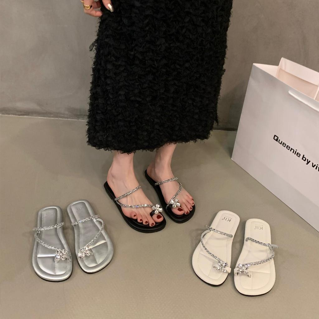 Flat-bottomed French set-toed small cool slippers fairy shoes 2025 new summer soft-soled with skirt rhinestone sandals