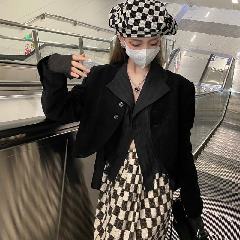 Y2k Blouse Women Vintage Black Shirt Gothic Harjauku Pleated Button Up Korean Dark Tight Long Sleeve Aesthetic Female