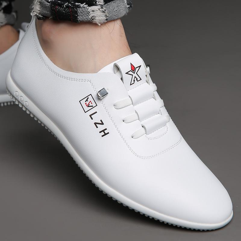 

Men s shoes summer new breathable leather little white shoes cover feet Doudou shoes daily casual leather shoes men s soft-soled shoes 38