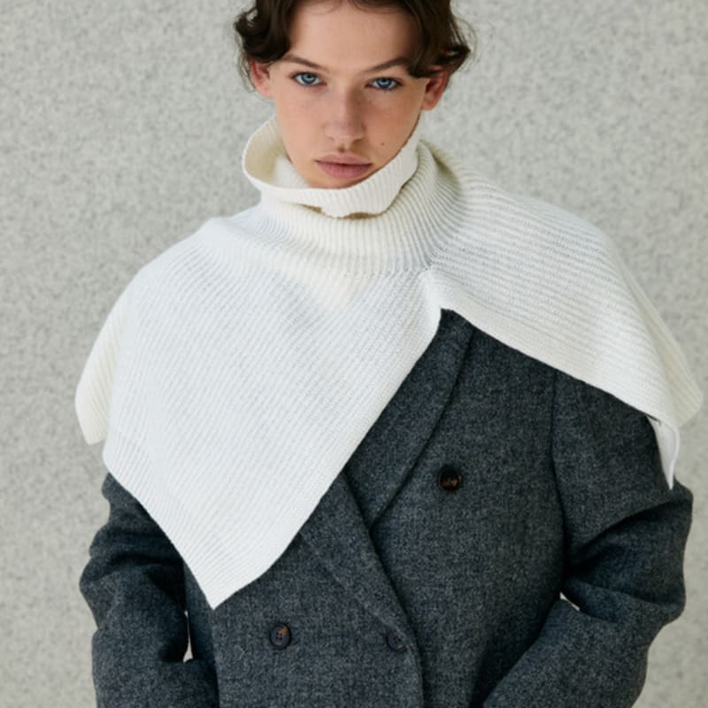 tetu [re-order] tetu turtleneck warmer (ivory)