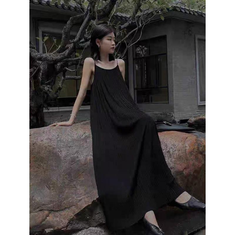 Women's Pleated Camisole Dress - Slimming, Versatile, Solid Color Long Dress for a Chic and Effortless Style