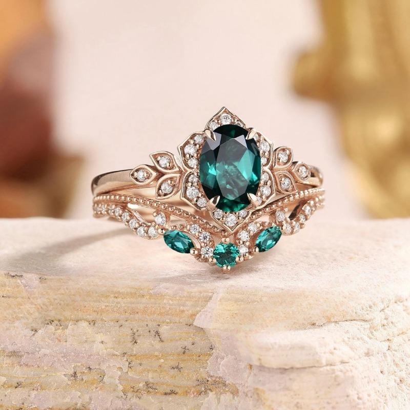 European and American new fashion crown shape green zircon inlaid personalized luxury women's ring