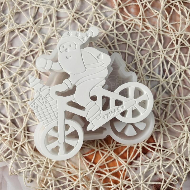 Flexible Silicone Mold Santa with Scooter Decoration Making Mould Temperature Resistant Mould for Christmas Ornament