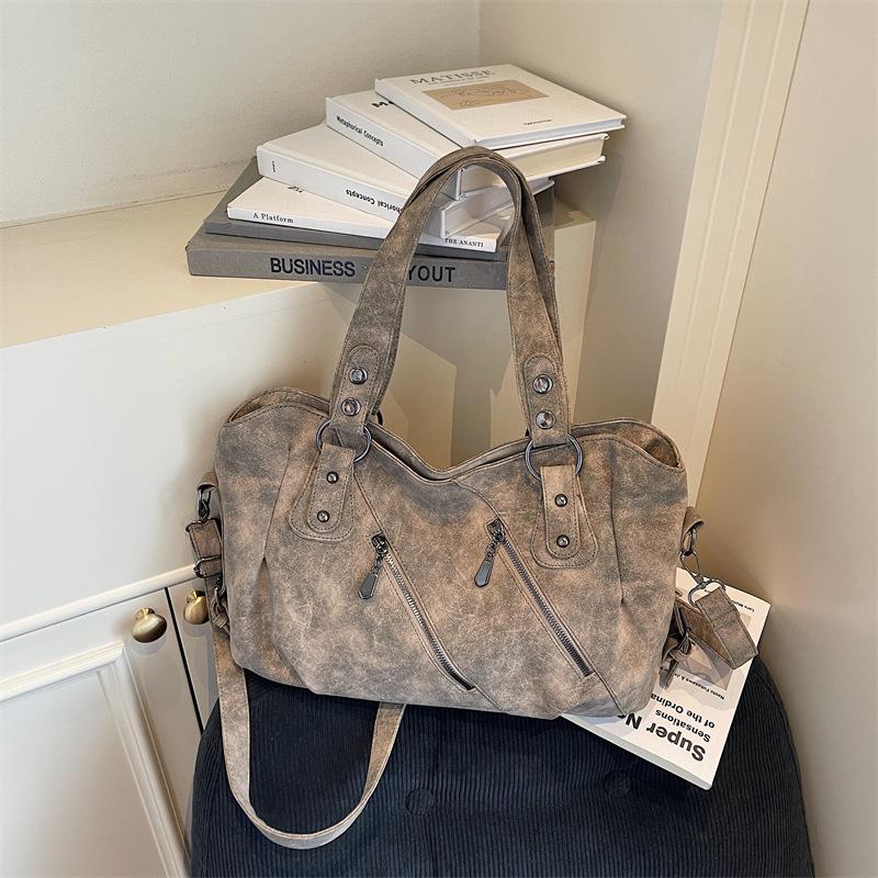 

Новая женская сумка простая повседневная женская сумочка на плечо сумка-мессенджер матовая большая вместимость хаки