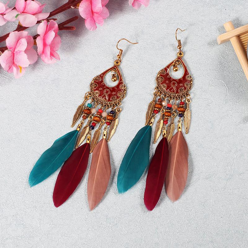 Fashion Bohemian Long Feather Earrings for Women Ethnic Vintage Leaf Bead Gold Color Metal Earrings Vacation Party Jewelry разноцветный