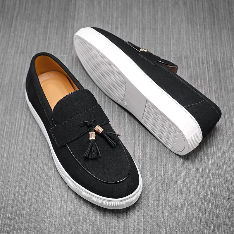 Fashion Men Casual Tassel Shoes In Black Brown Frosted Leather Lightweight and Comfortable High-quality Loafers In Sizes 38-48 Men Shoes