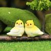 Miniatur Papageienfigur Mini Vogel Harzstatue Realistisches Tierornament Puppenhaus Feengarten Mikrolandschaft Dekoration