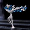 A Deer with You Brooch for Women: Simple and Versatile Crystal Deer Brooch with A Unique Design Sense