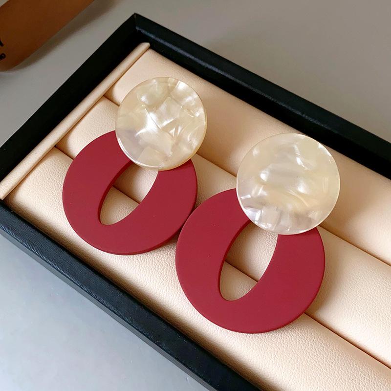 Silver needle acrylic round oval earrings retro simple atmosphere fashionable stud earrings high sense versatile earrings