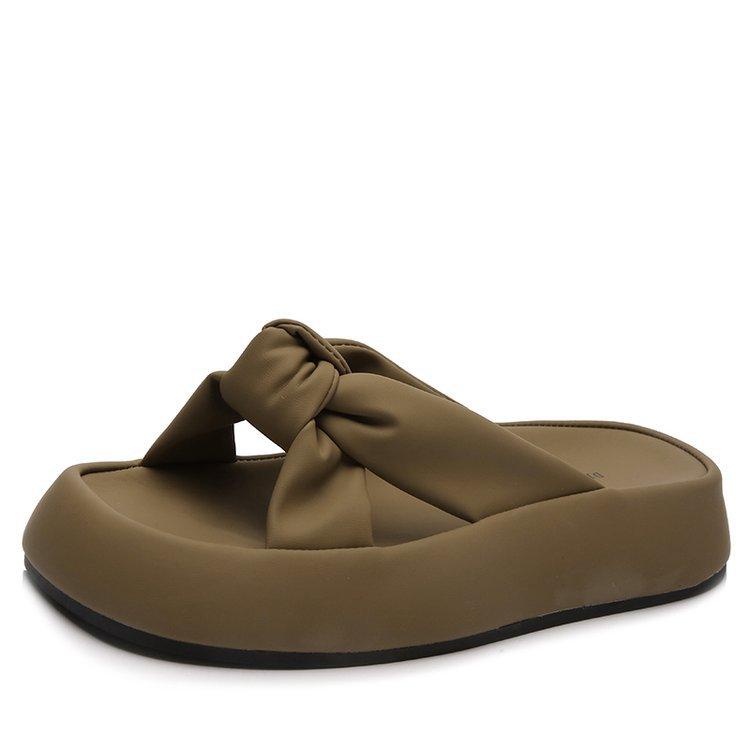 

Cool slippers women s summer wear 2025 new thick-soled casual non-slip pregnant women s beach sandals lazy fashion one-word drag 40