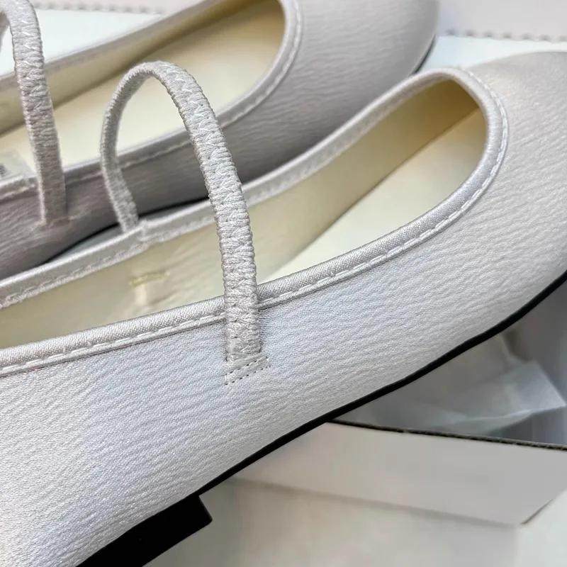 Fashion Flat Shoes for Women Spring and Autumn Silk Elastic Band Flat Bottom  Light Weight Temperament Mary Jane Ladies Shoes for Women