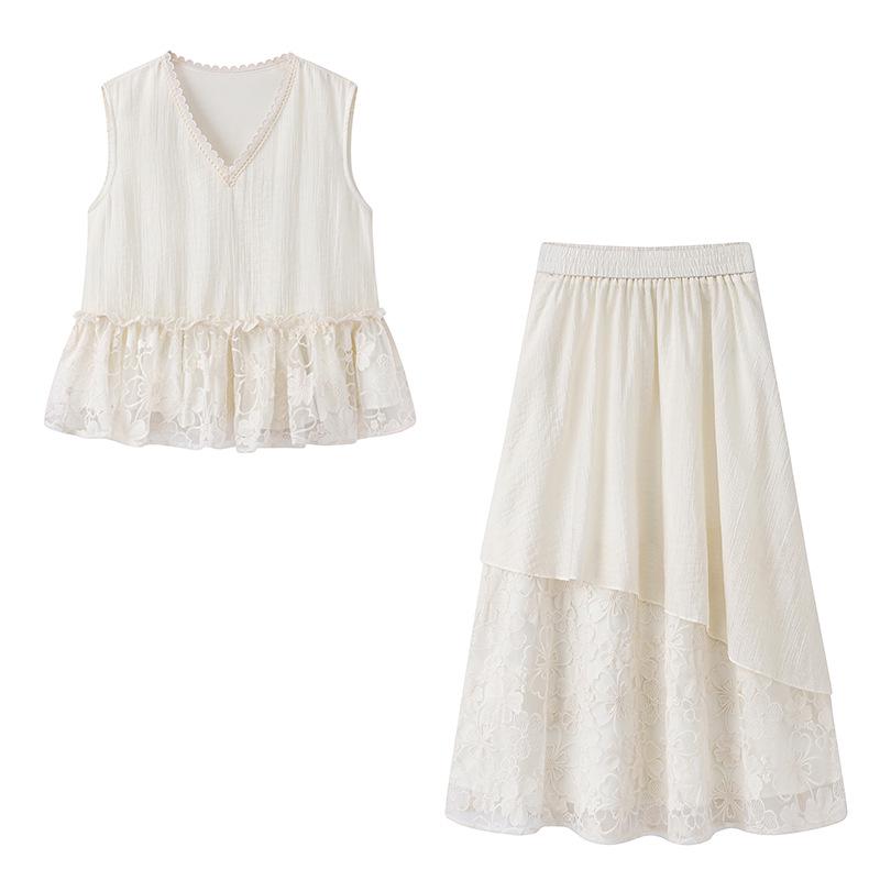 

Women s Lace Camisole & Skirt Two-Piece Beach Outfit - New Spring/Summer 2025 Small