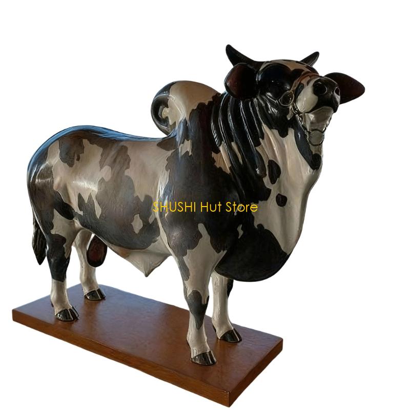 

Handcrafted Brazilian Realistic Bulls Liquor Dispenser with Wooden Base For Bar 2L Capacity Homes Kitchen Decoration D57B чорний