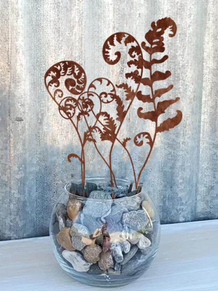 6-pack Leaf Silhouette Rusty Flower Pot Decorations for Indoor Holiday Decorations Outdoor Garden Patio Lawn Decoration Ground Inserts