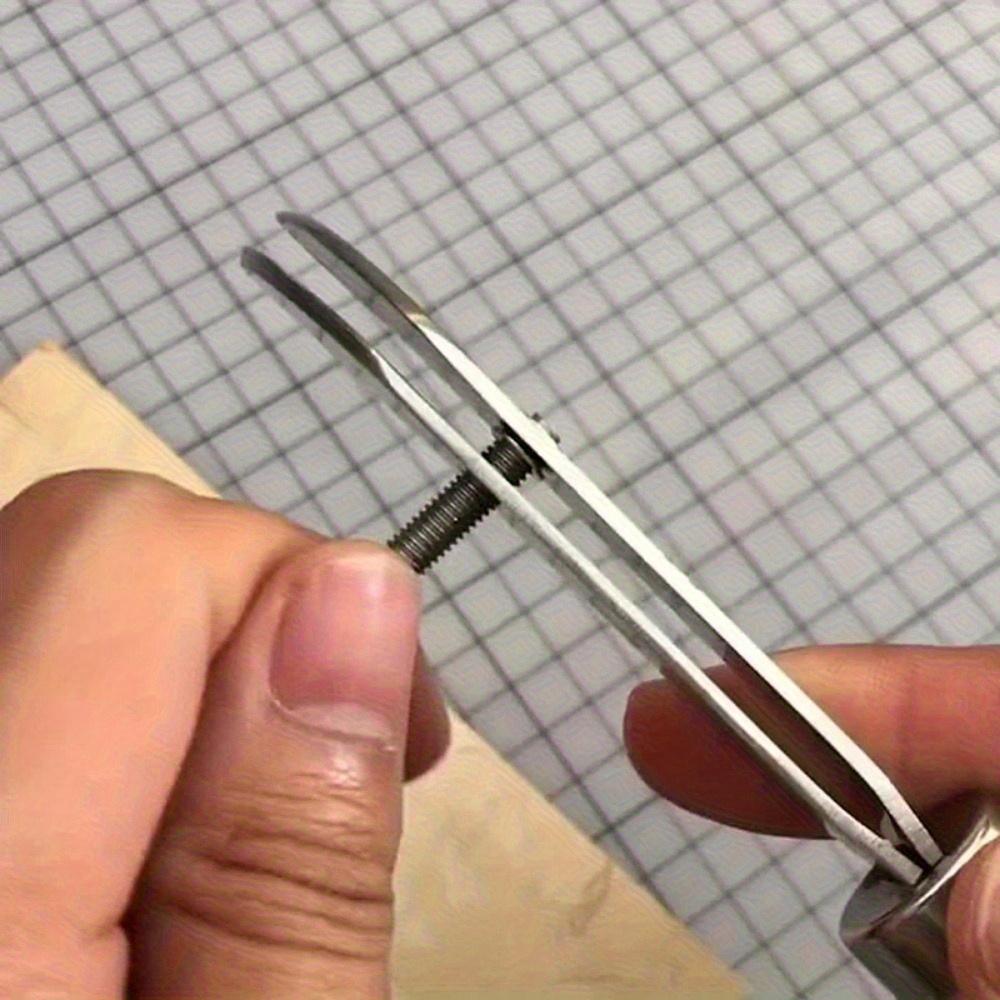 2Pcs Adjustable Leather Edge Stitching Groover Leather Craft Groove Gouge DIY Tool Leather Crimper Slotting and Grooving
