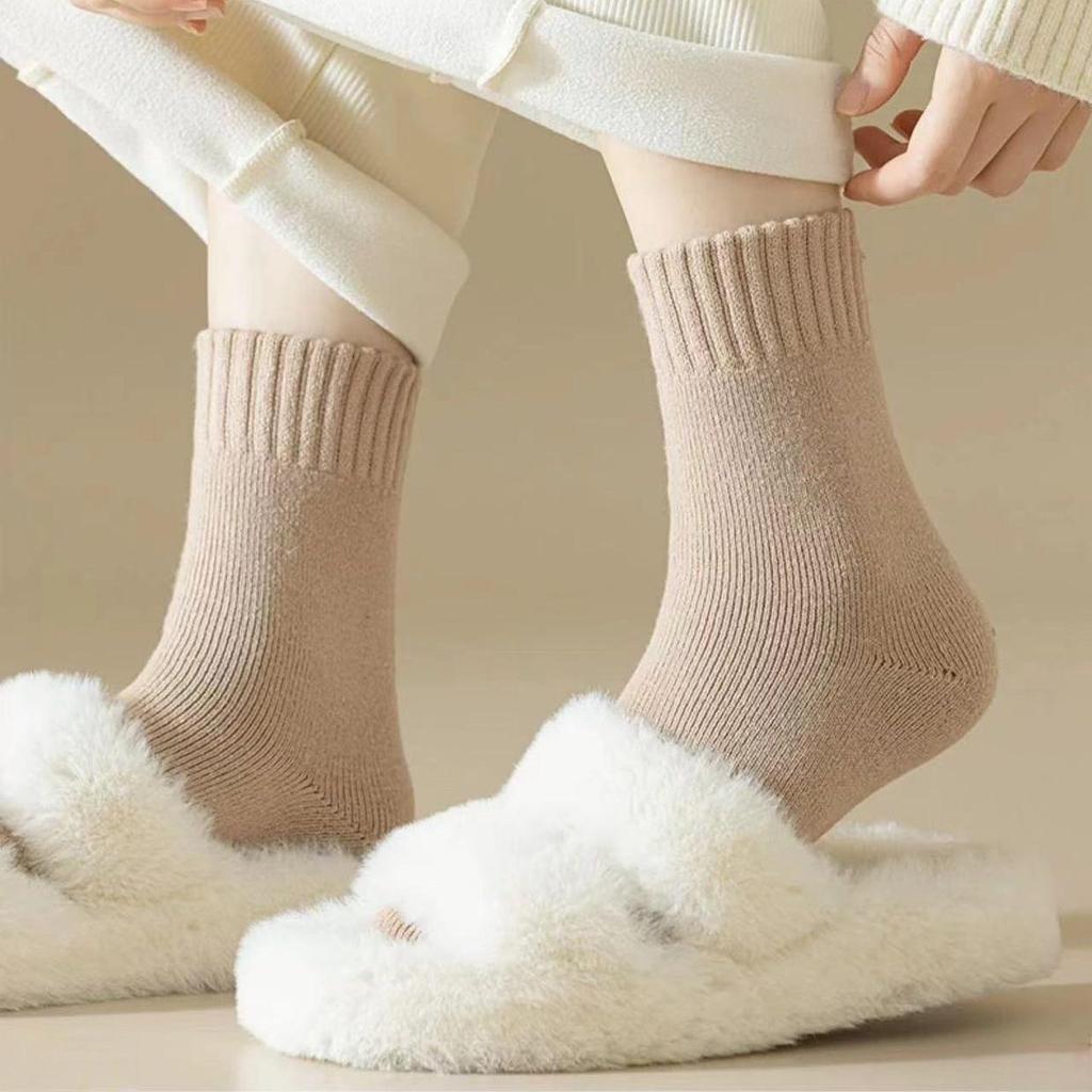 1 Pairs Women's Thickened Mink Socks Plush Sleepwear Solid Color Warm Middle Tube Autumn Winter Home Socks