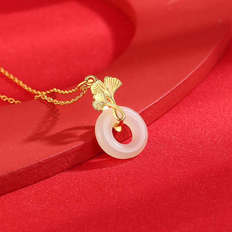 

Ожерелье Женское Nafu Защитная пряжка Подвесной светильник Роскошный нишевый дизайн Ключичная цепочка Ожерелье