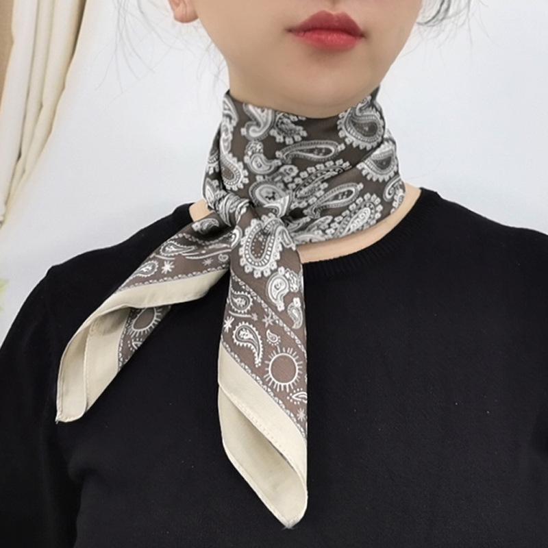 Women's Vintage Paisley Faux Silk Scarf: Versatile Headband, Hair Tie, Bag Accessory for Spring & Autumn.