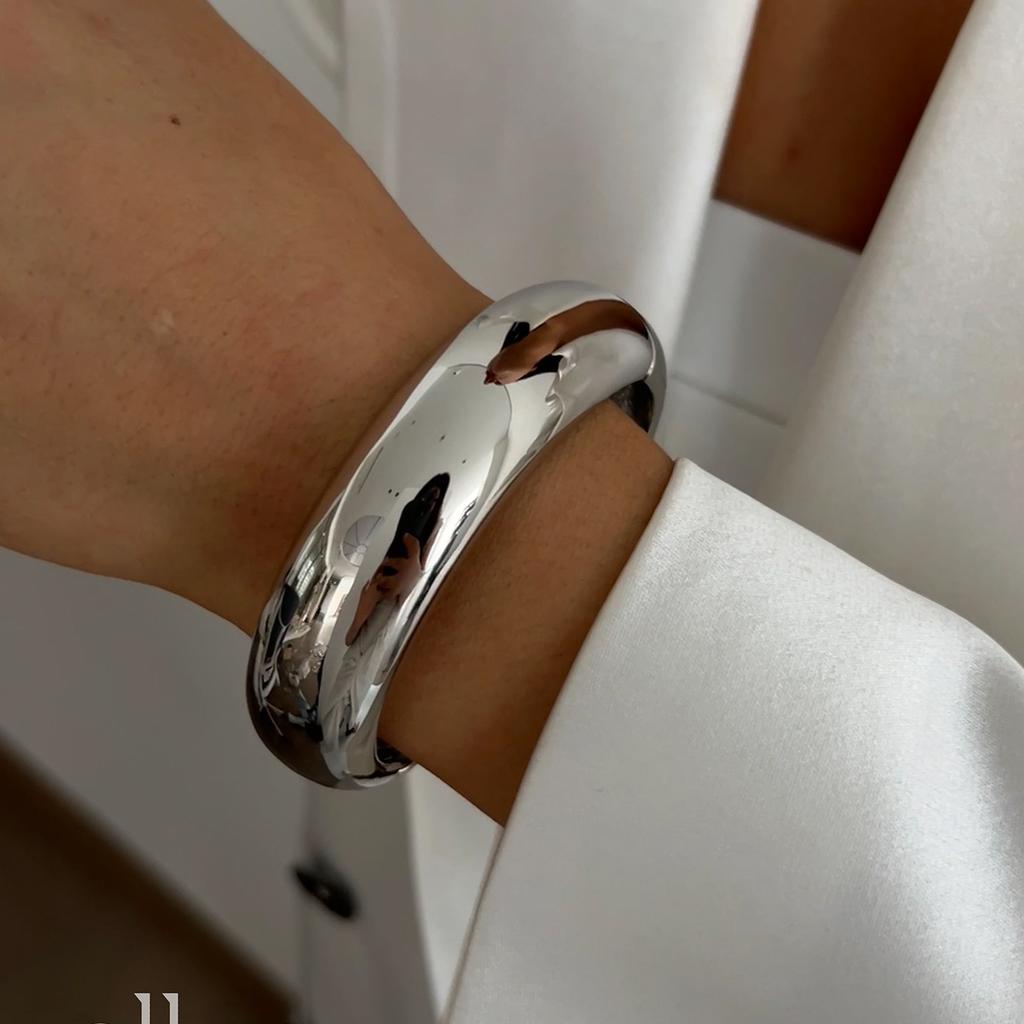 Ingemark Creative Punk Smooth Water Drop Open Bangles for Women Hip Hop Gold Color Geometric Spring Bracelet Men Jewelry Gift