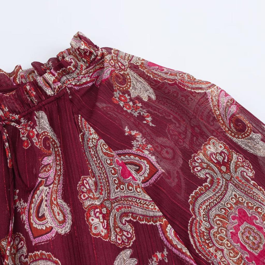 Spring and summer new women's clothing, European and American style fashion simple metal line printing long dress