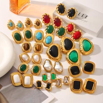Retro Roestvrij Staal 18k Gouden Oorbellen: Niet-vervagende titanium studs, INS-stijl licht luxe sieraden voor vrouwen