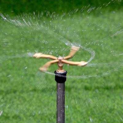 Automatisches Gartenbewässerungssystem mit rotierender Düse, 360-Grad-Bewässerung, rotierender Sprinkler, Ganzpflanzensprüher, Bewässerung für Rasenflächen, Gärten und Terrassen