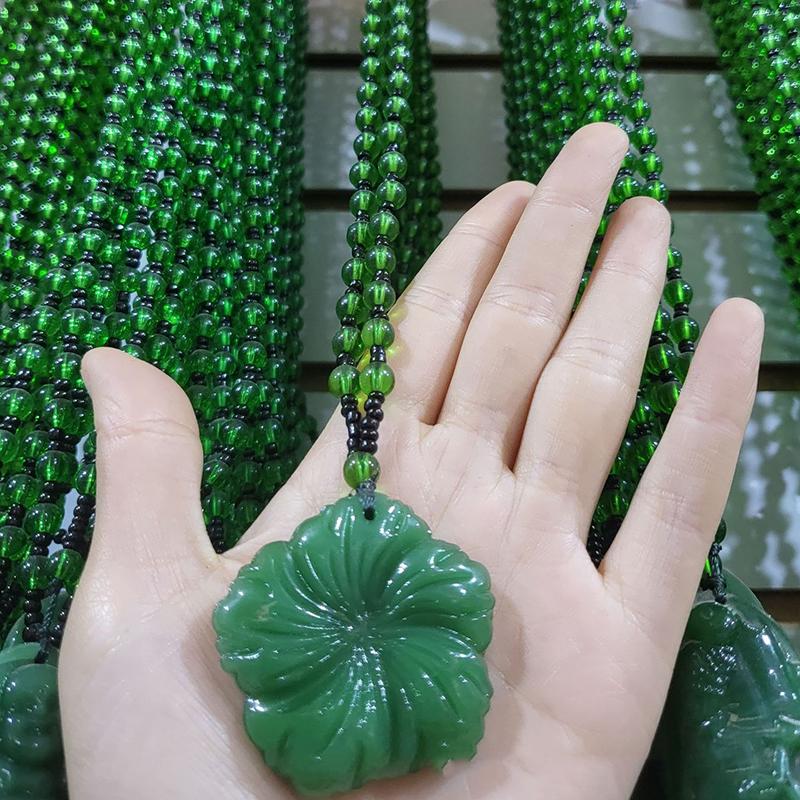 Green Jade Hand-Carved Fox Koi Hollow Jade Pendant Necklace Multicolor Chinese Amulet Women Man'S Lucky Jewelry Gift