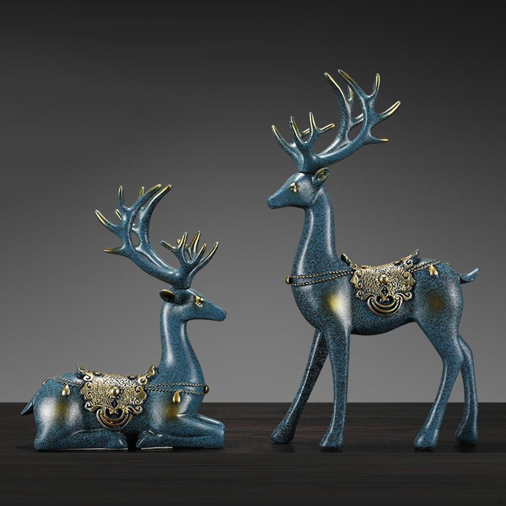 2Pcs Reindeer Figurines Nordic Style Elk Sculpture Resin Deer Statues for Wine Cabinet Decoration