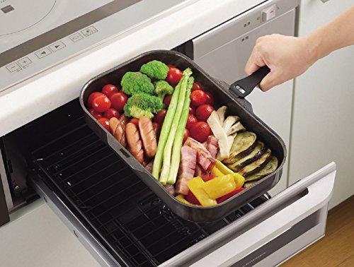 Pearl Metal Grill Pan, Black, 30 x 18 cm, with Iron Lid and Handle, Rectangular, Wave Design, Rakuking HB-3995